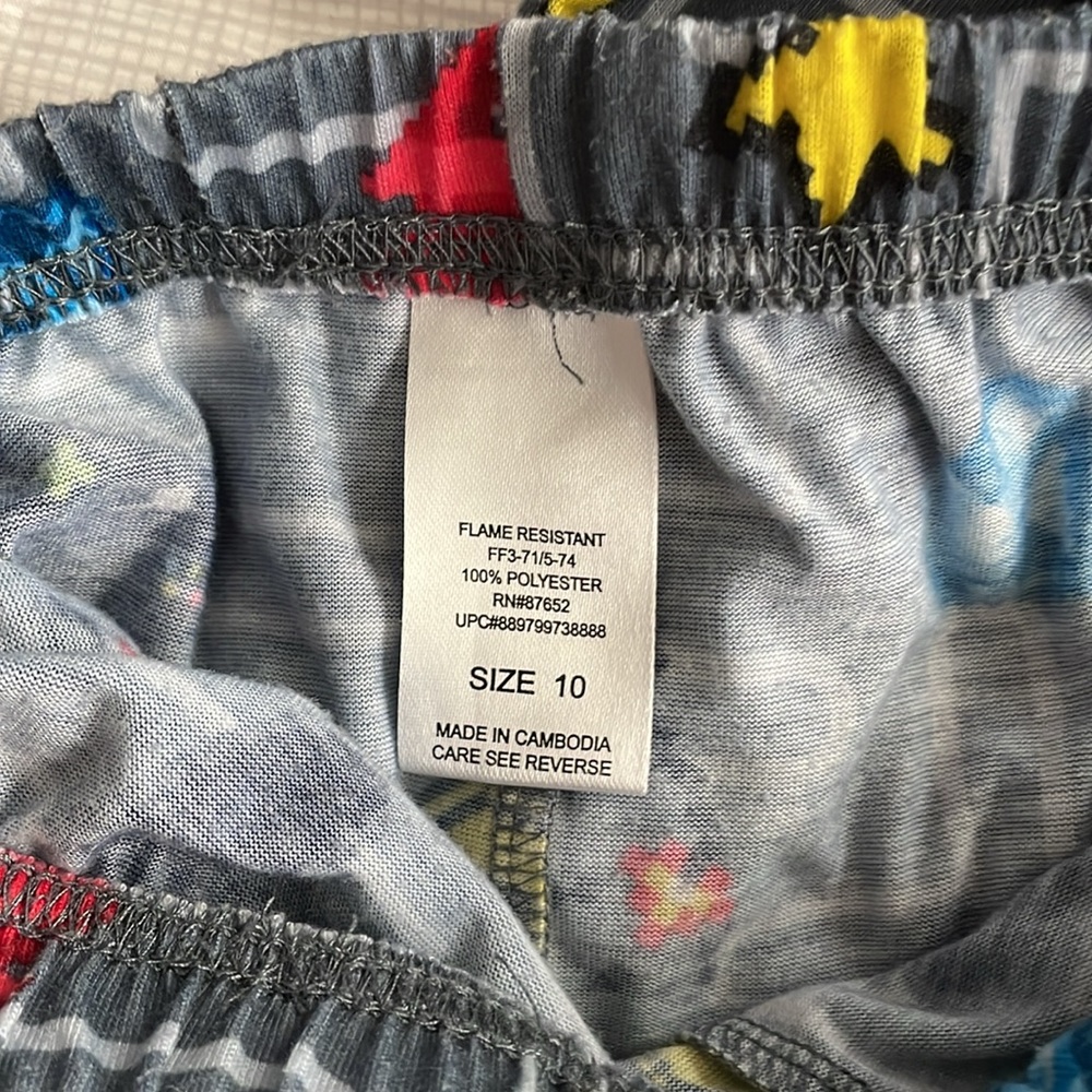 3 piece boys pajamas size 10 - Picture 4 of 5